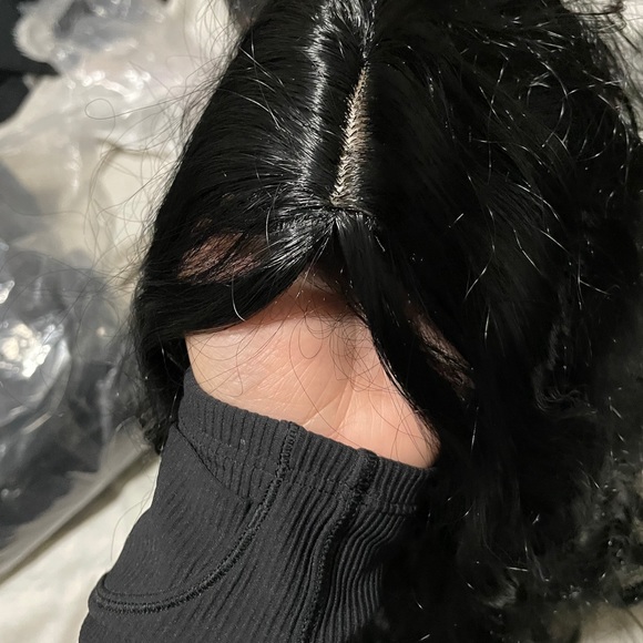 Wavy wig lace on top - Picture 1 of 6